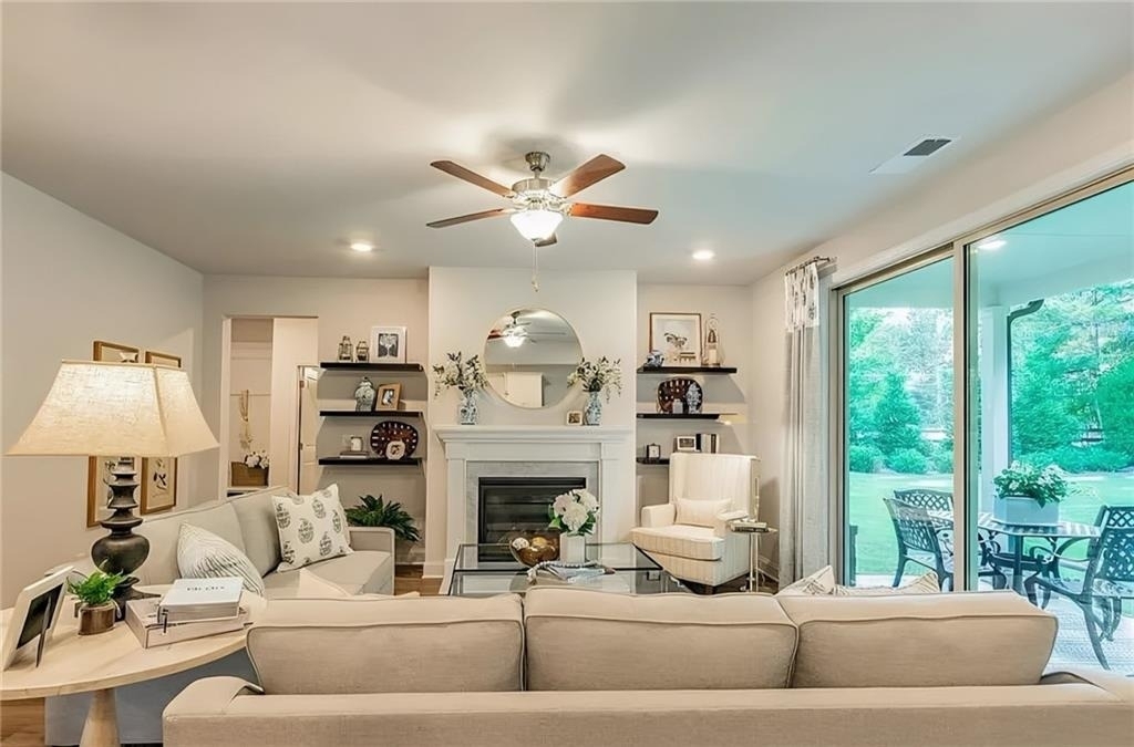 7930 Tiberon Pkwy - Photo 3