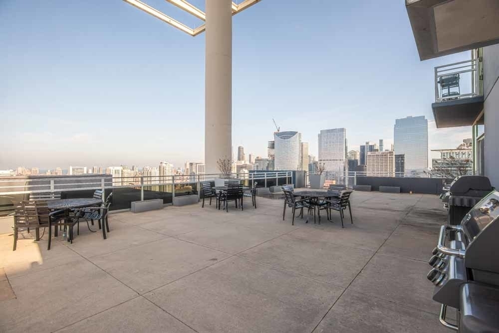 737 W Washington Boulevard - Photo 32