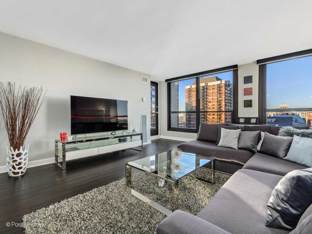1030 N State Street - Photo 3