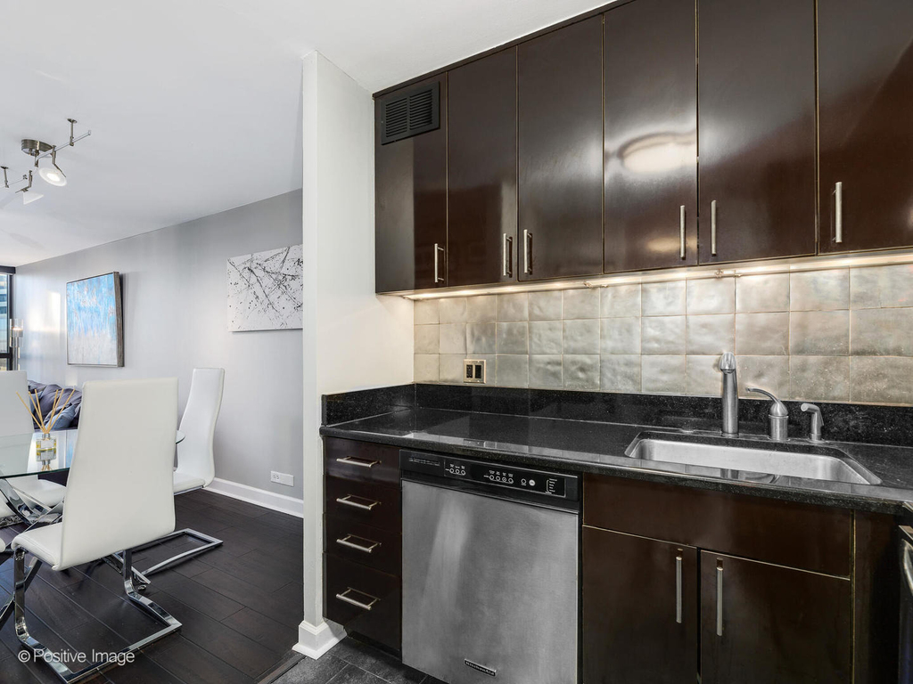 1030 N State Street - Photo 12