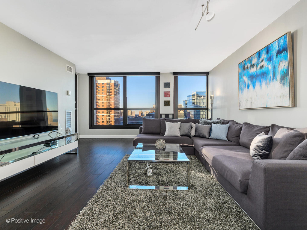 1030 N State Street - Photo 4