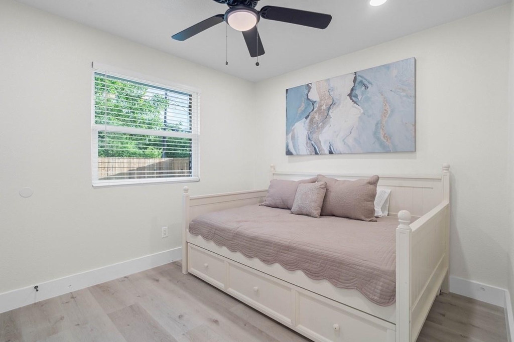 3138 Sunbeam Street - Photo 34