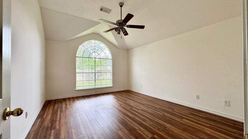 15027 Winding Black Cherry Lane - Photo 20