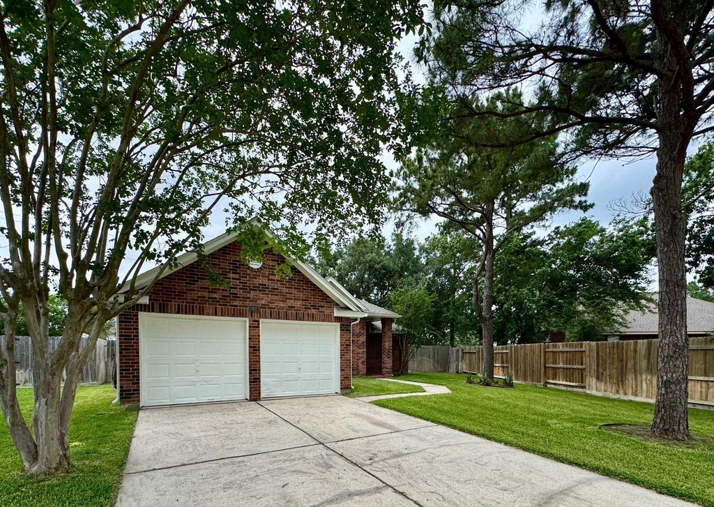 15027 Winding Black Cherry Lane - Photo 0