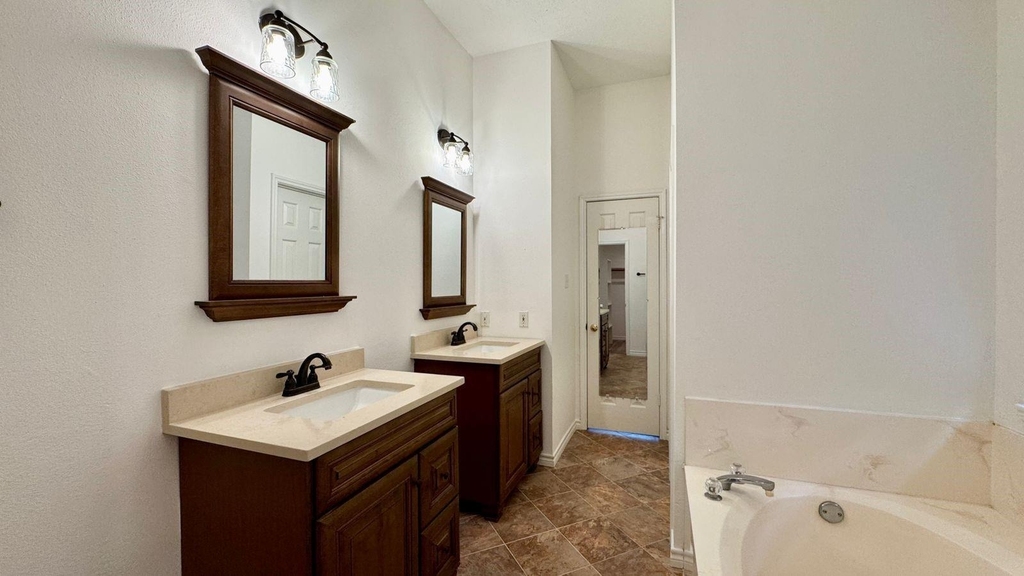 15027 Winding Black Cherry Lane - Photo 22