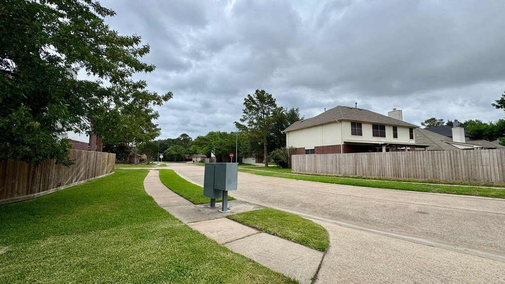 15027 Winding Black Cherry Lane - Photo 38