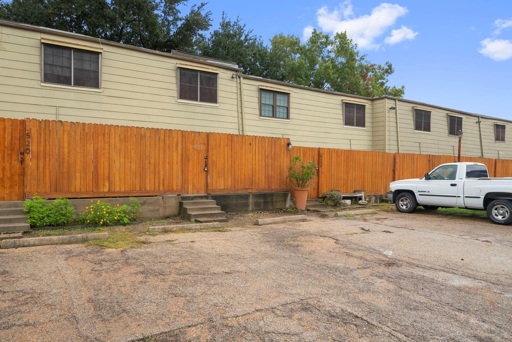 11550 Chimney Rock Road - Photo 27