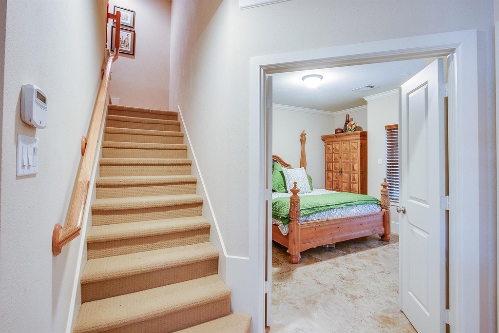 760 Nicholson Street - Photo 9