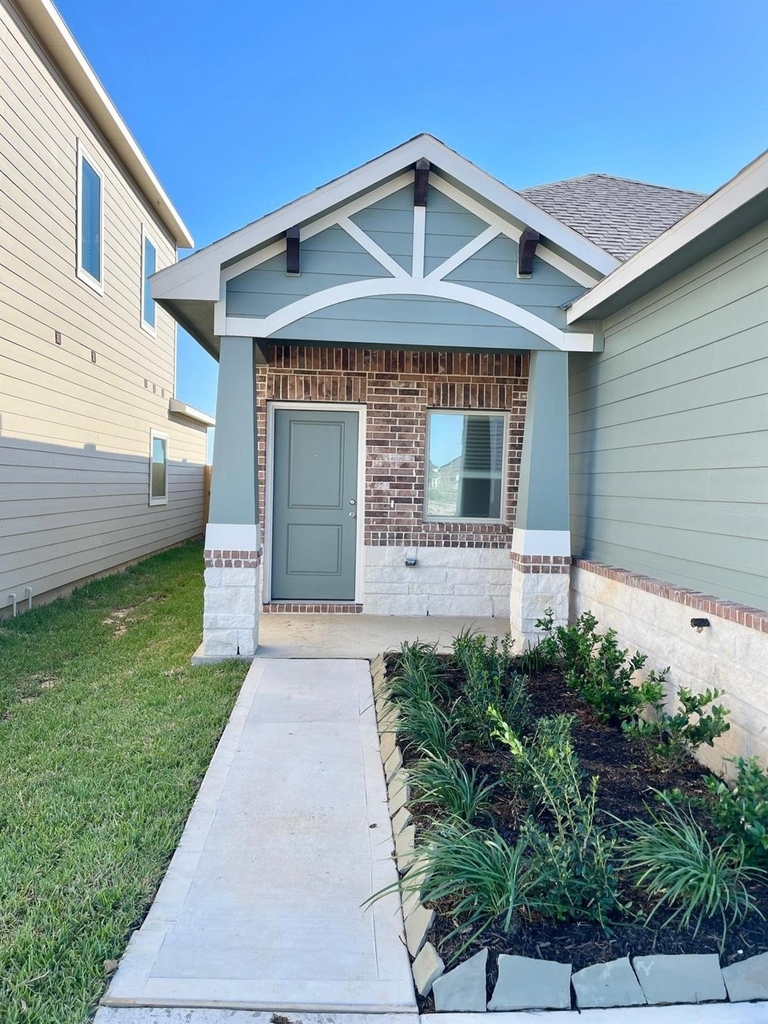 21619 Cypress Maple Drive - Photo 1