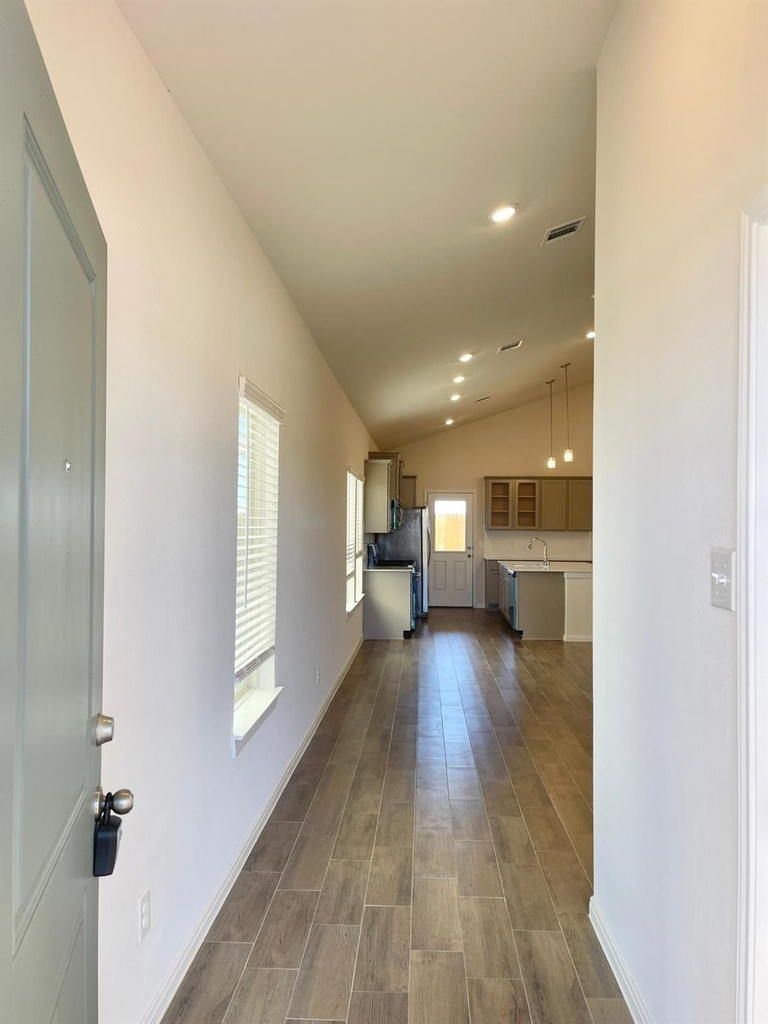 21619 Cypress Maple Drive - Photo 2