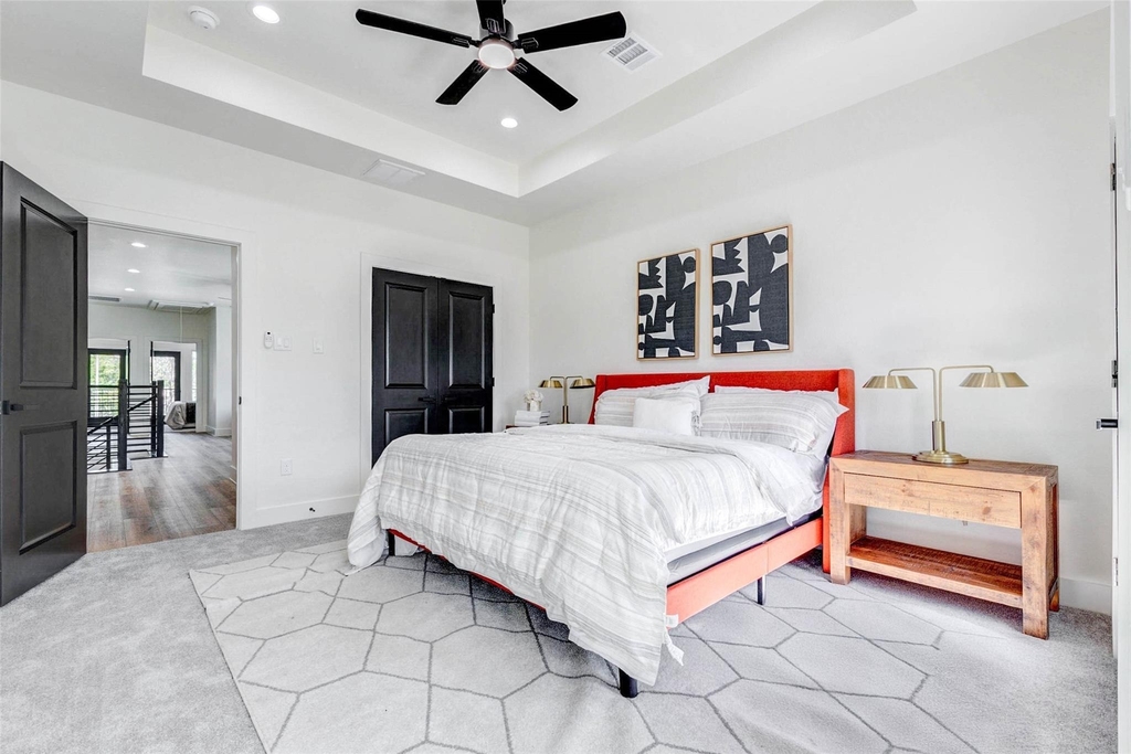 7115 England Street - Photo 2