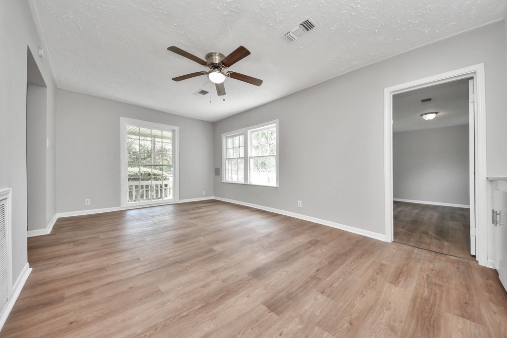 3603 Crosby Cedar Bayou Road - Photo 19