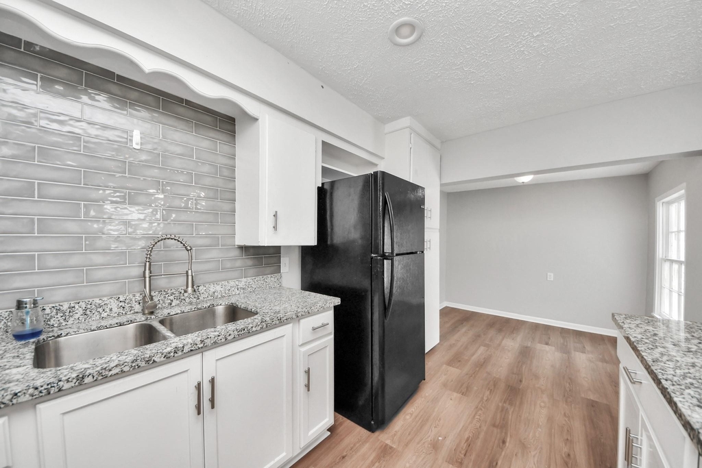 3603 Crosby Cedar Bayou Road - Photo 16