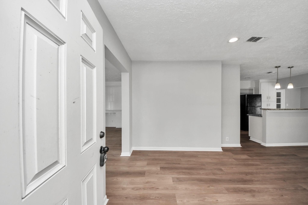 3603 Crosby Cedar Bayou Road - Photo 5