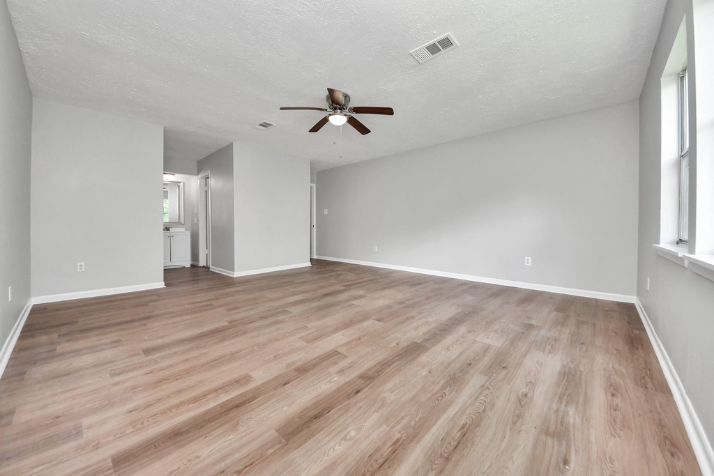 3603 Crosby Cedar Bayou Road - Photo 32