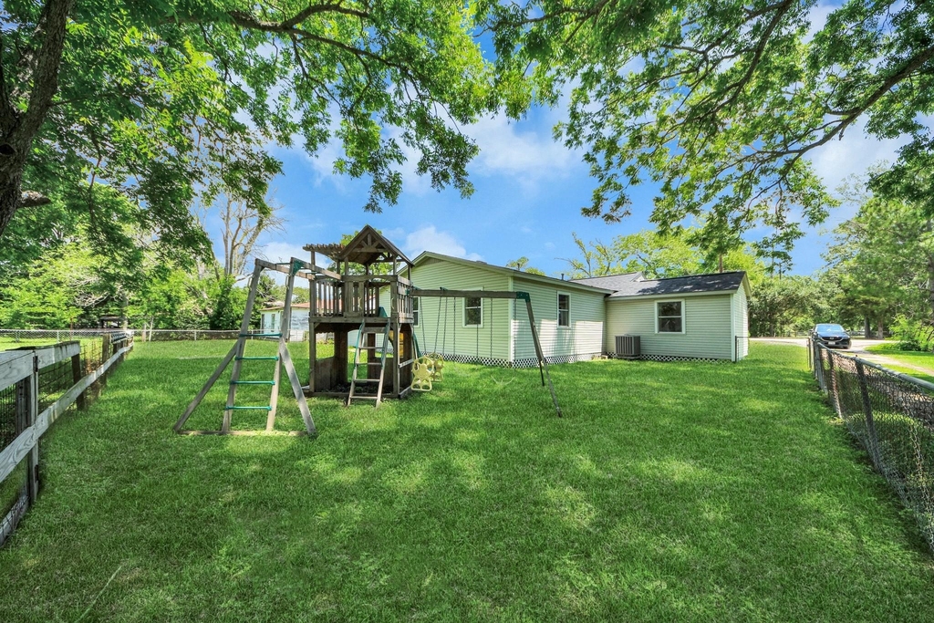 3603 Crosby Cedar Bayou Road - Photo 37