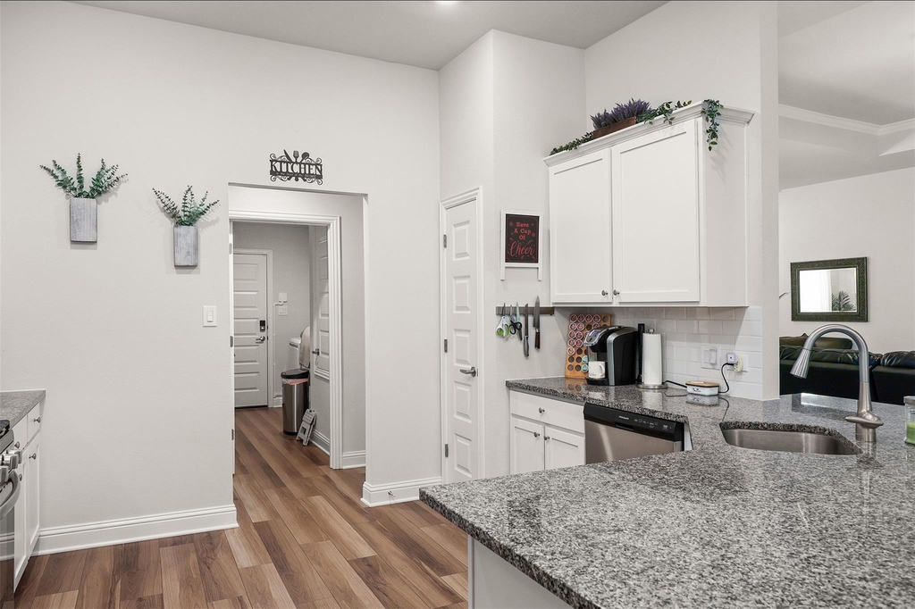 4322 Karam Landing - Photo 9
