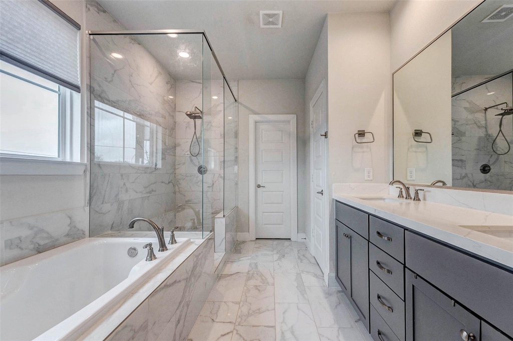 2802 Grand Fountains Drive - Photo 18