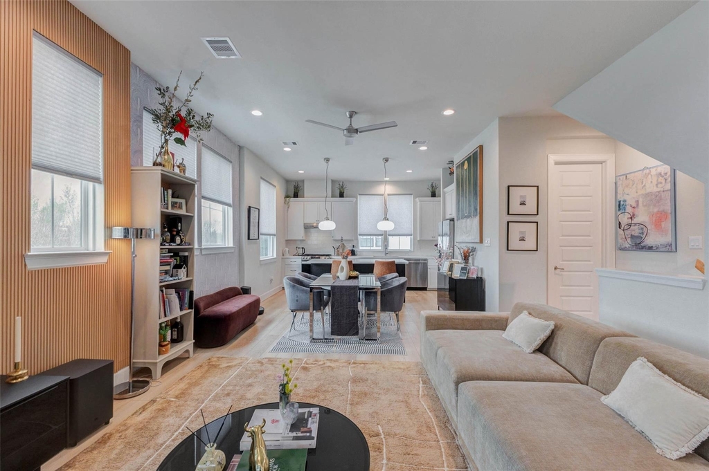 2802 Grand Fountains Drive - Photo 10