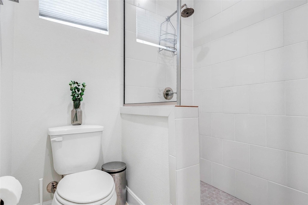 2802 Grand Fountains Drive - Photo 27