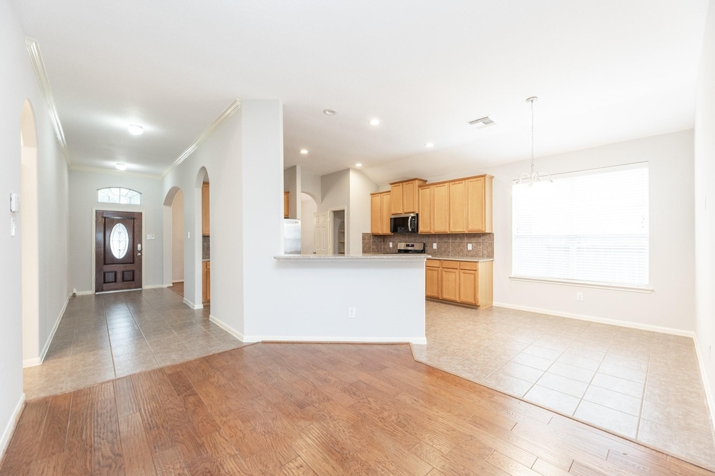 25811 Sundrop Meadows Lane - Photo 12