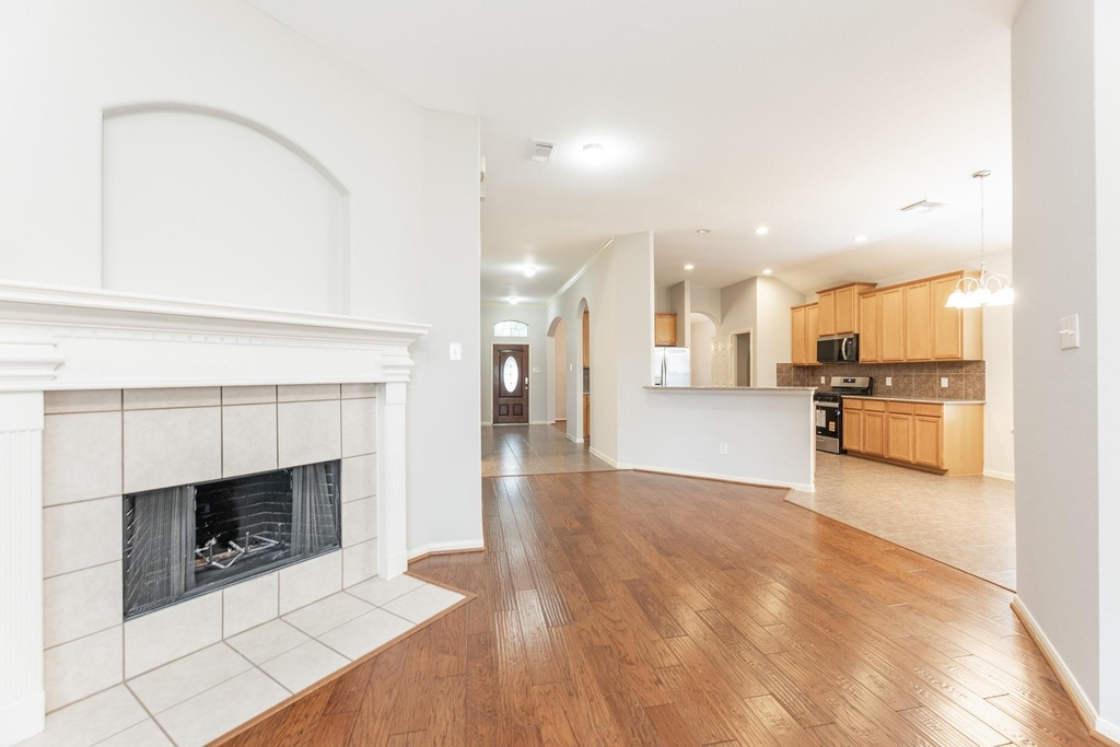 25811 Sundrop Meadows Lane - Photo 11
