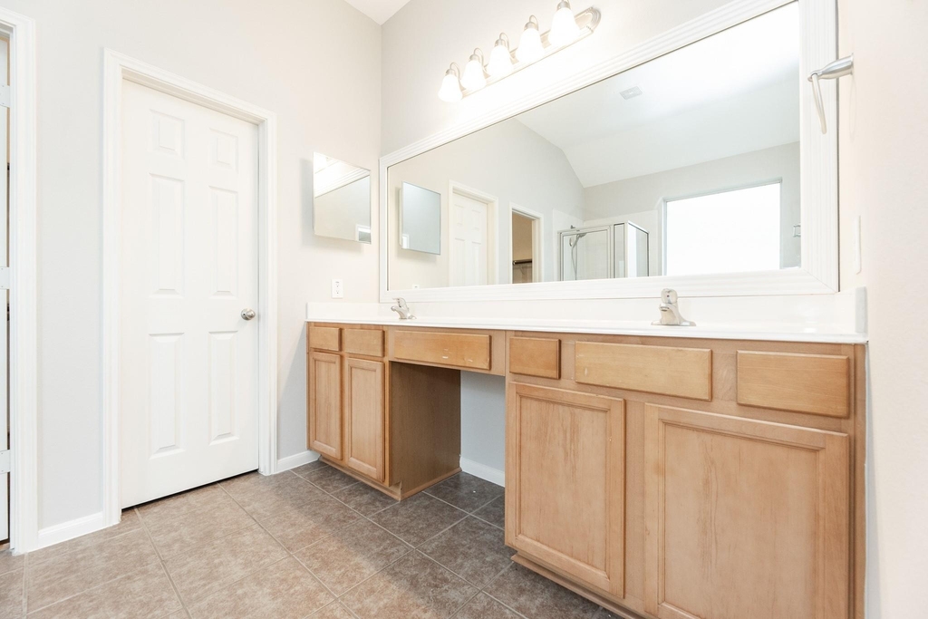 25811 Sundrop Meadows Lane - Photo 21