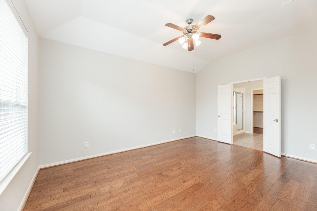 25811 Sundrop Meadows Lane - Photo 17