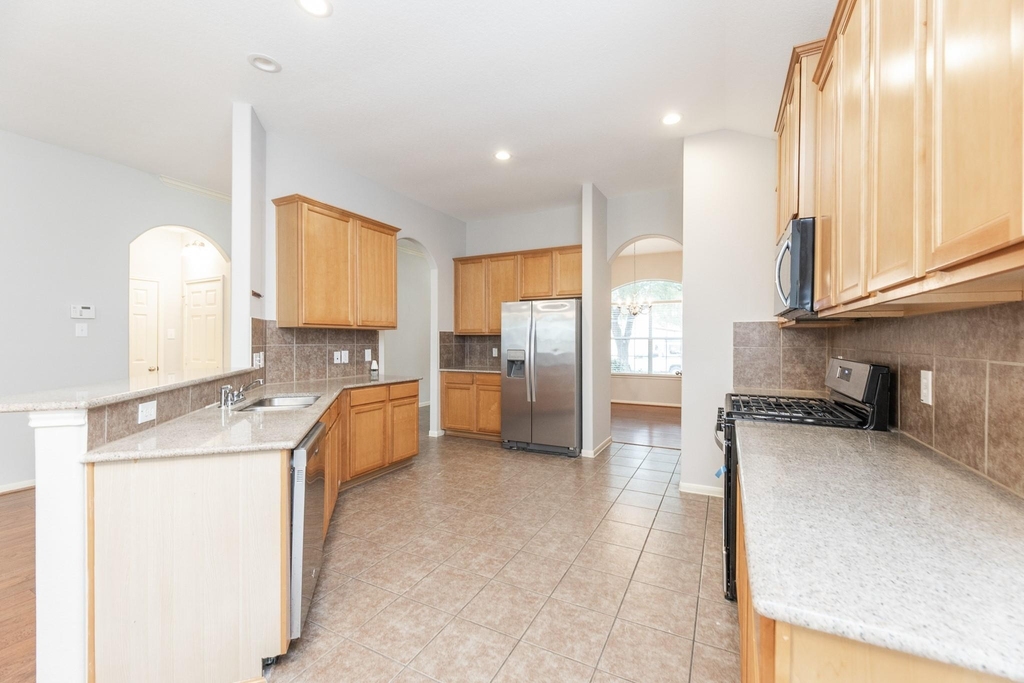 25811 Sundrop Meadows Lane - Photo 13