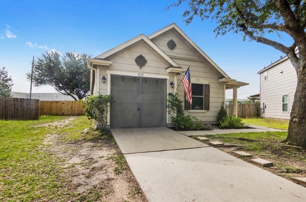 3638 Fuller Bluff Drive - Photo 0