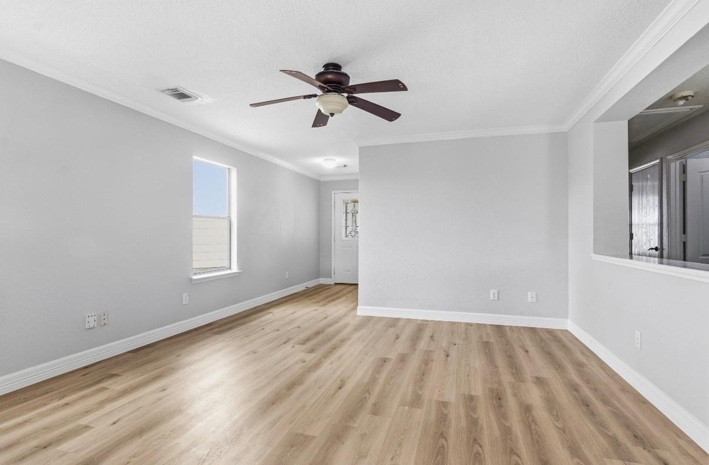 3638 Fuller Bluff Drive - Photo 8