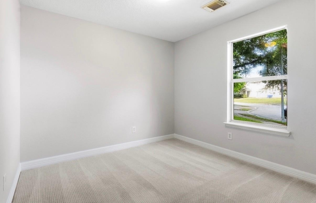 3638 Fuller Bluff Drive - Photo 17