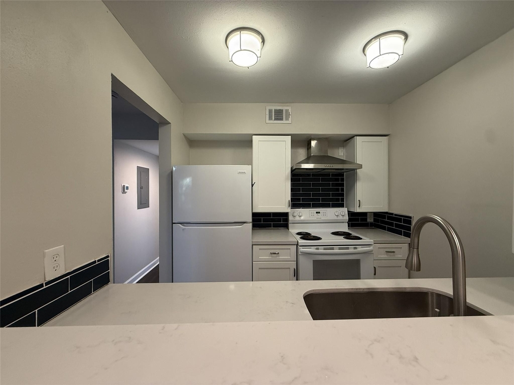 1824 Thonig Road - Photo 4