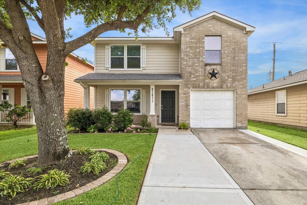 21211 Grand Linden Court - Photo 0