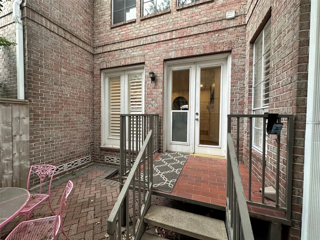 6857 Staffordshire Boulevard - Photo 17
