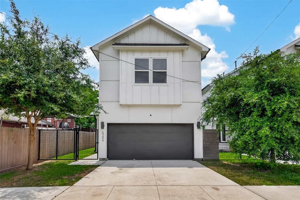 5206 Firnat Street - Photo 1
