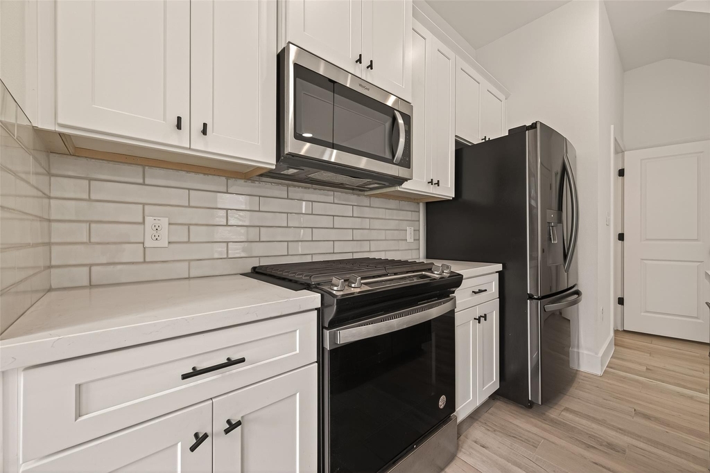 5206 Firnat Street - Photo 13