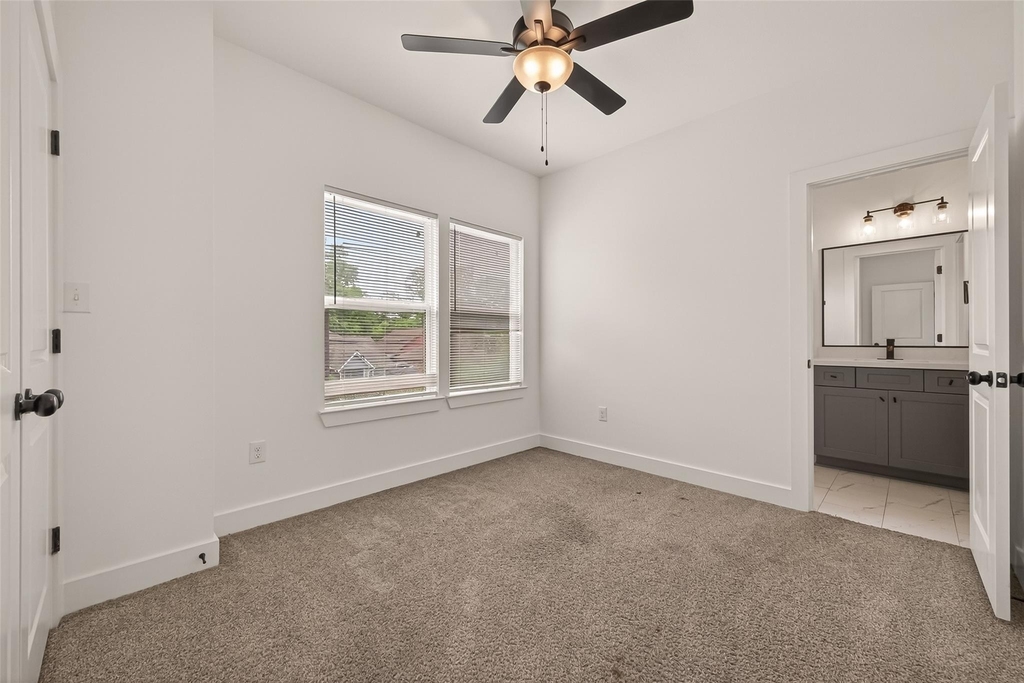 5206 Firnat Street - Photo 19