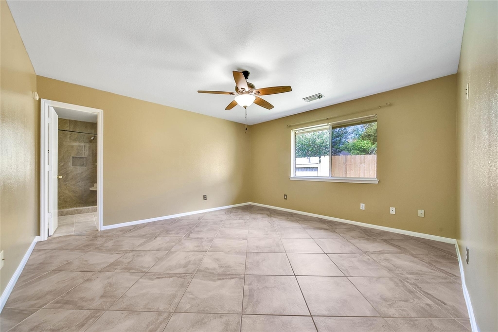 2310 Meandering Trail - Photo 7
