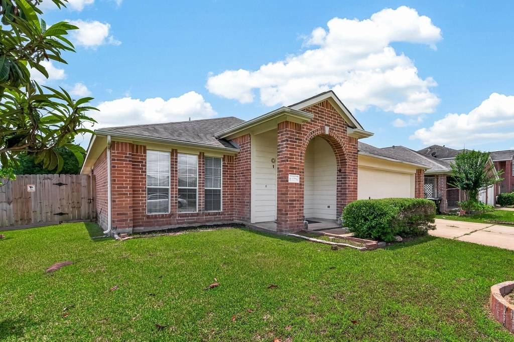 13723 Audra Lane - Photo 0