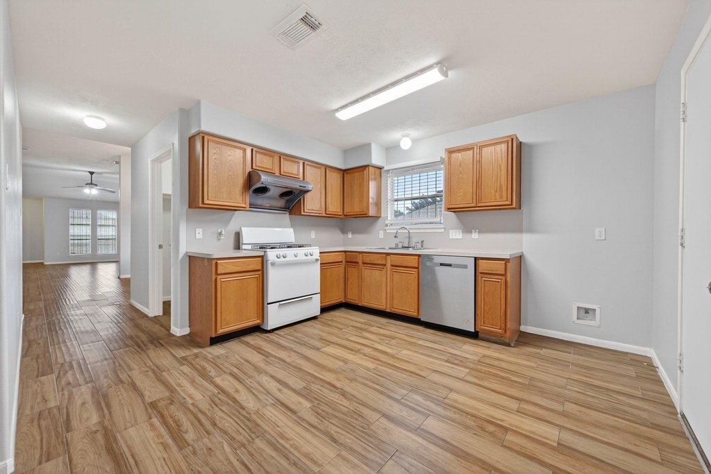 13723 Audra Lane - Photo 11