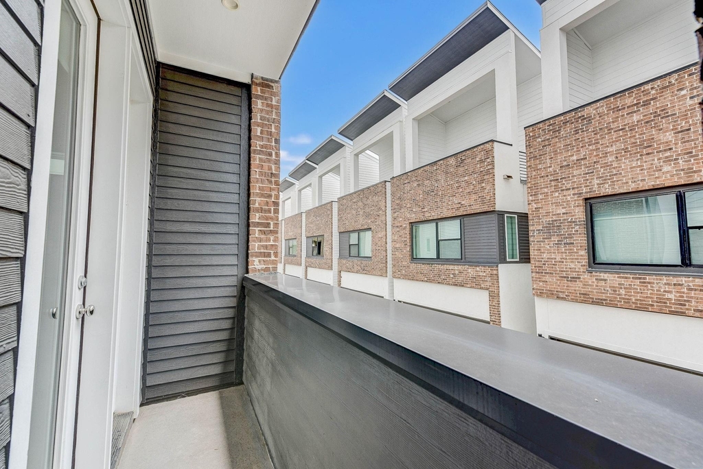 5857 Dolores Street - Photo 46