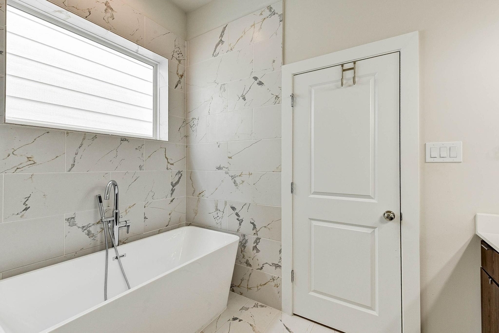 5857 Dolores Street - Photo 38