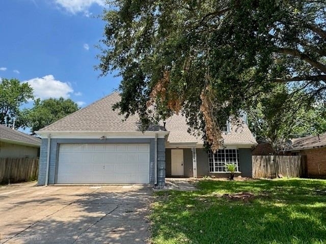 3131 Mosby Drive - Photo 0