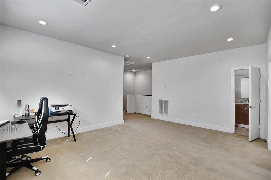 5507 Robusto Place - Photo 23