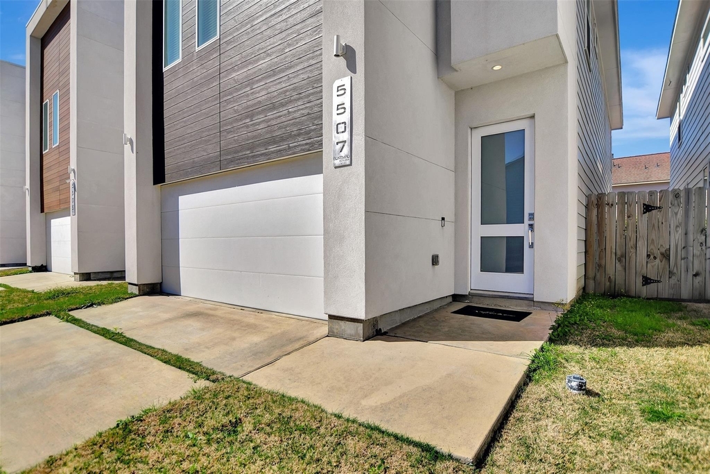 5507 Robusto Place - Photo 3