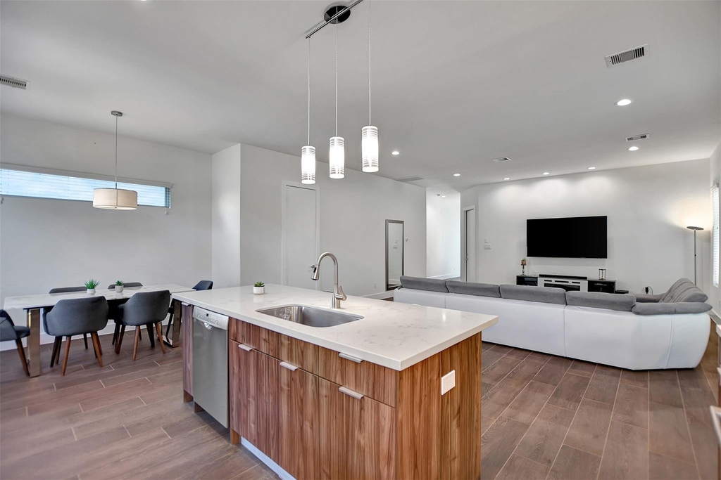 5507 Robusto Place - Photo 17