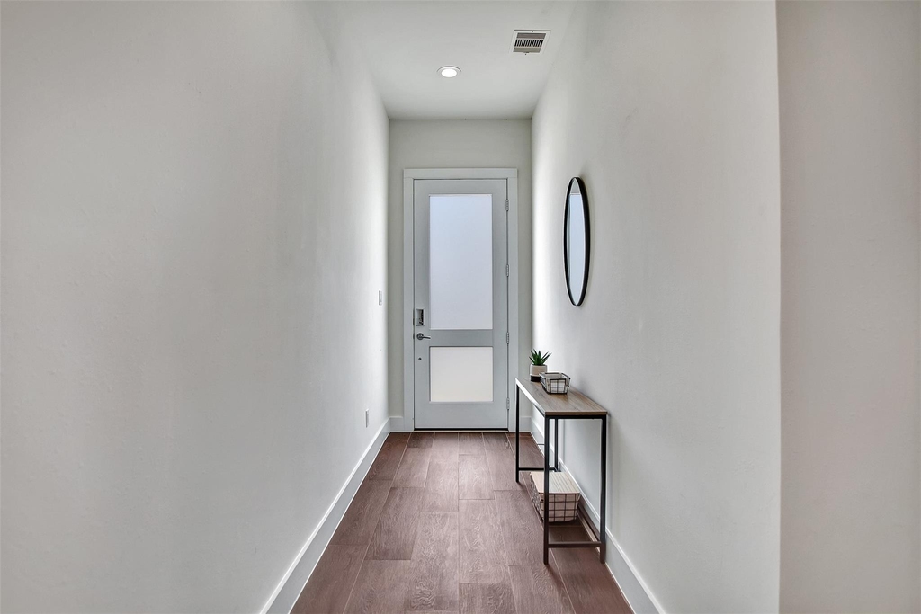 5507 Robusto Place - Photo 4