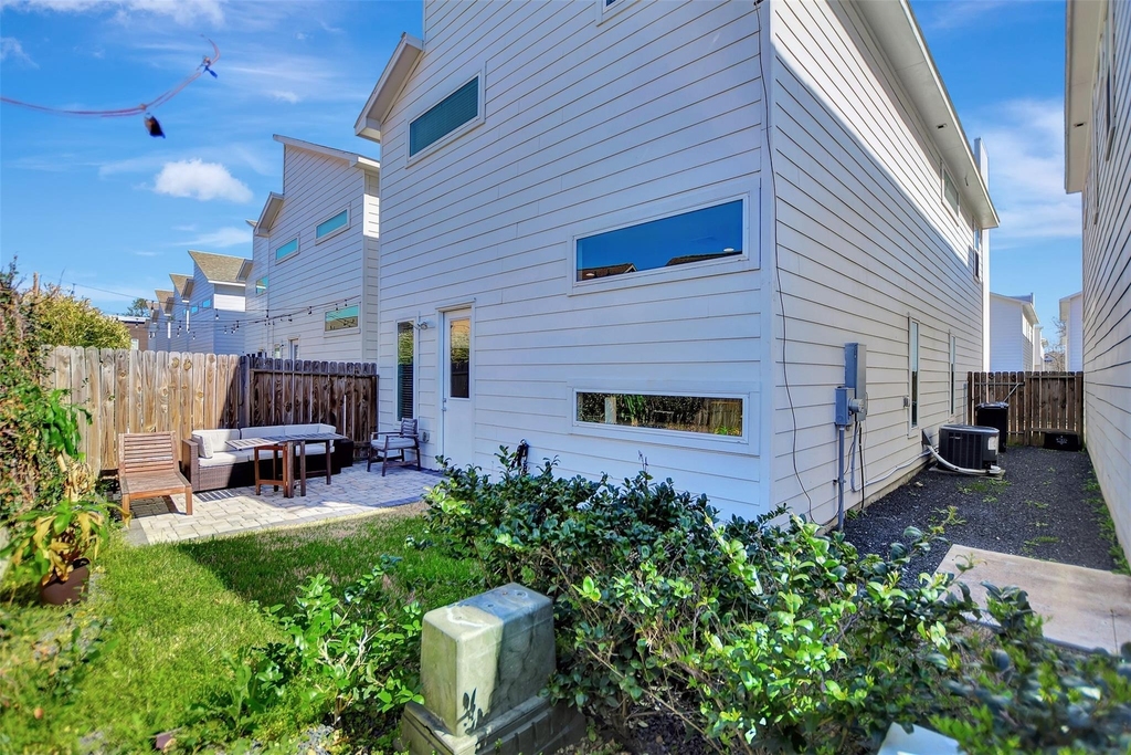 5507 Robusto Place - Photo 37