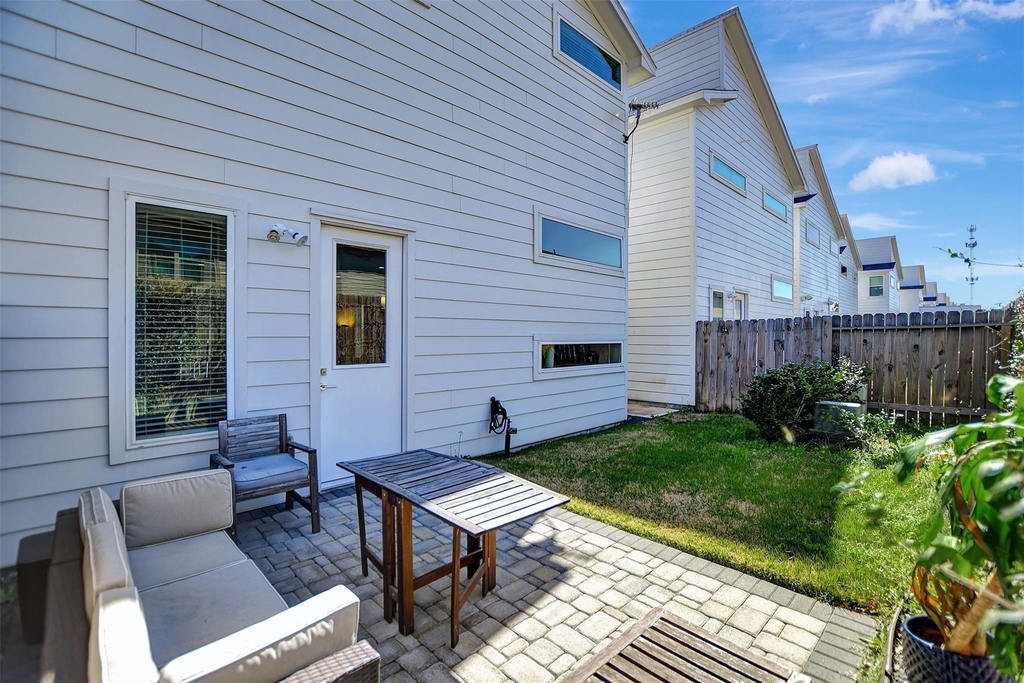 5507 Robusto Place - Photo 38